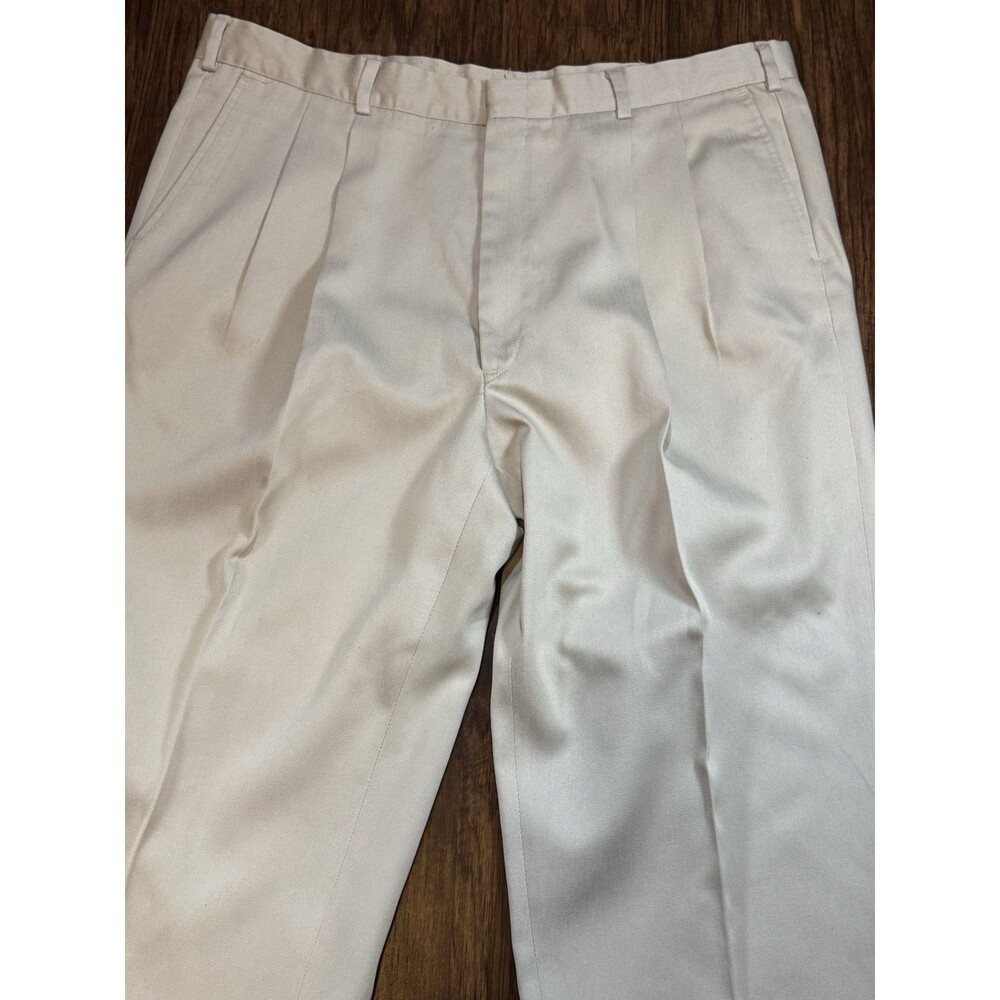 LL Bean Men’s Pants 38 X 32 Khaki Pleated Front Made In USA